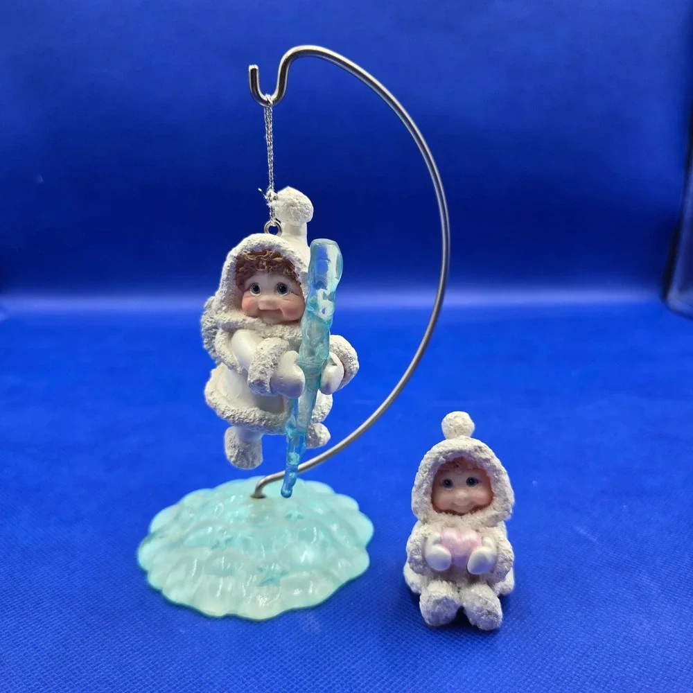 Dreamsicles Northern Lights Ice Princess 60006 and Little Love 60096 Figurines